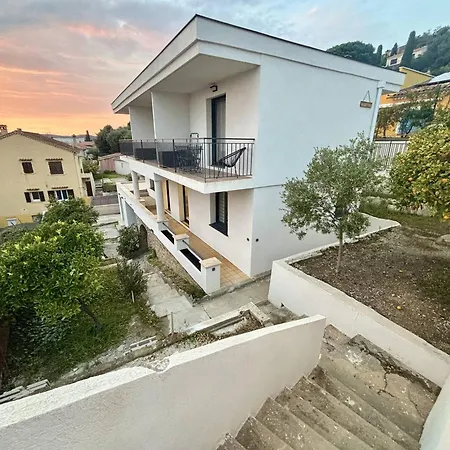 Cosy Au Cœur Du Lavandou - Fr-1-816-42 Appartement